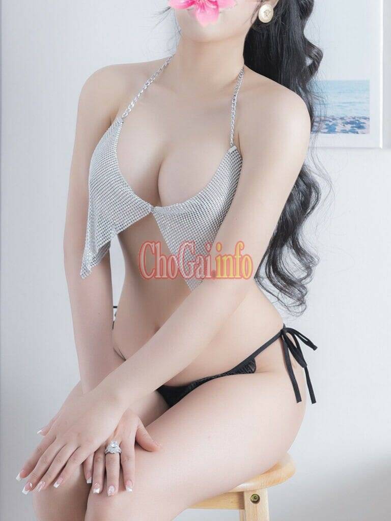 Thiếu Nữ Sexy Dáng Xinh Ngực đẹp Siêu Dâm 2